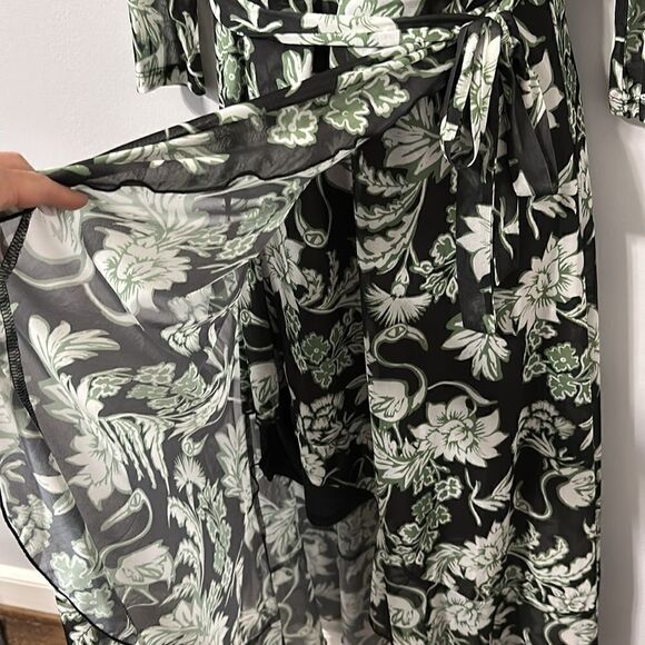 NWT G by Giuliana Aria Mesh Knit Tulip-Hem Wrap Modi Dress - Size Small - Picture 4 of 11